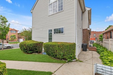 Lovely Expanded & Renovated Detached Home on a Corner Property - photo 20