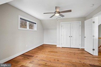 3 Finished Level Custom-built home with absolutely stunning - photo 27