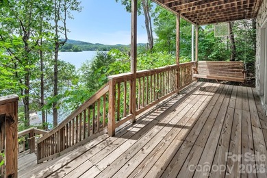 Wake up to breathtaking main channel views of Lake Tillery and - photo 32