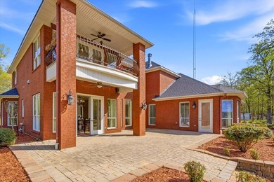 WELCOME TO AN UNPARALLELED LUXURY WATERFRONT ESTATE ON LAKE - photo 32