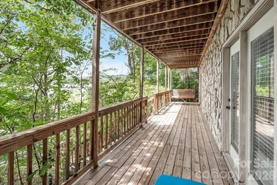 Wake up to breathtaking main channel views of Lake Tillery and - photo 33