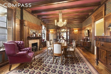 A timeless residence that exemplifies old-world elegance and - photo 3