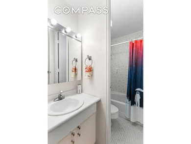 Investment Opportunity! Tenant in place through April 2027 - photo 5