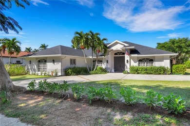Caloosahatchee River Home For Sale in Fort Myers Florida
