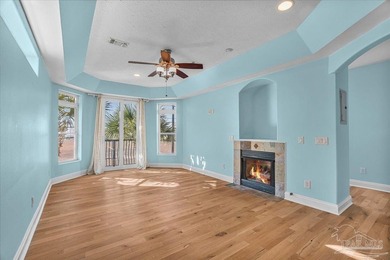 Three-level magnificent home with stunning views of Pensacola - photo 9