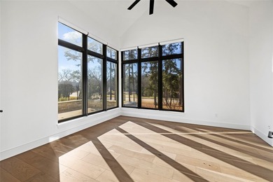 Exceptional Custom Lakeview Estate just moments from Bellwood - photo 10