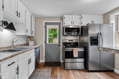 This completely updated 2 Bedroom has so much to offer! The main - photo 13