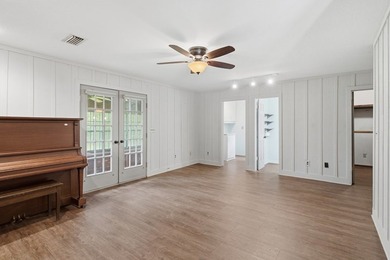 A rare opportunity to own a truly one-of-a-kind country retreat! - photo 16