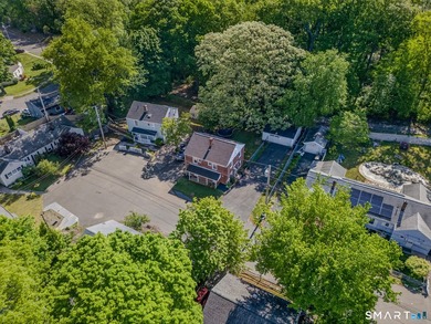 Stunning, renovated side-by-side duplex on a quiet cul-de-sac in - photo 17
