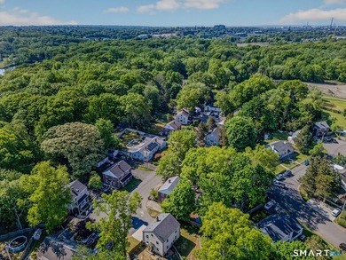 Stunning, renovated side-by-side duplex on a quiet cul-de-sac in - photo 20