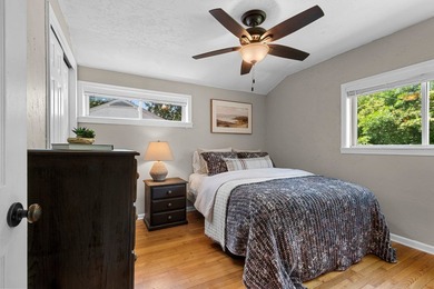 This completely updated 2 Bedroom has so much to offer! The main - photo 20