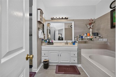 Welcome home to this beautifully designed 3+ bedroom residence - photo 25