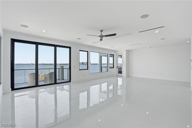 This is WOW Factor! If you want the Biggest, Baddest House built - photo 27