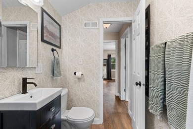 This completely updated 2 Bedroom has so much to offer! The main - photo 28