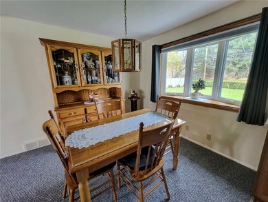 Welcome home to this meticulously maintained charmer! This home - photo 10