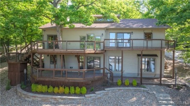 Lake Home For Sale in Four Seasons, Missouri