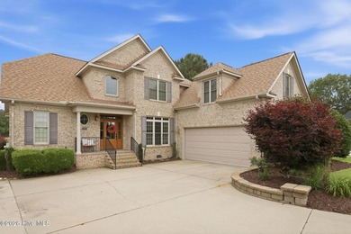 Welcome to this beautiful and well-maintained home on a large - photo 3