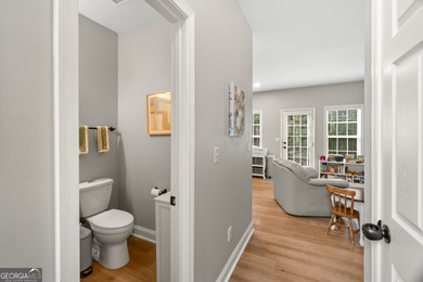Forget cookie-cutter lots where every neighbor can see into your - photo 9
