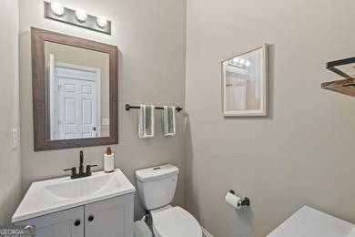 Forget cookie-cutter lots where every neighbor can see into your - photo 10