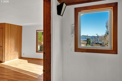 Bring your vision-this is a rare opportunity to create a coastal - photo 8