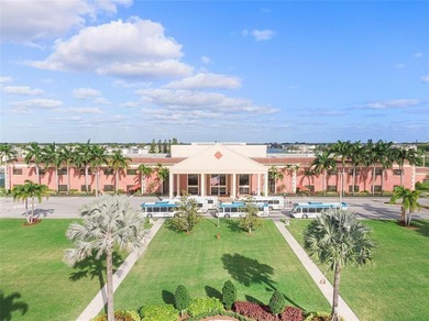 Rarely available Executive Model. Largest 1 bdr penthouse condo - photo 18
