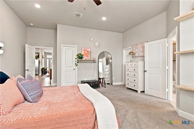 Welcome to a beautiful blend of refined style and everyday - photo 18
