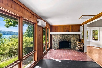 Experience the perfect blend of serene lakefront living and - photo 9