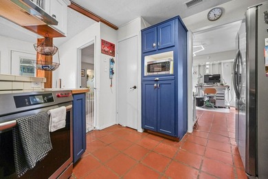 Welcome to 1504 Skyline Drive, a well-maintained 3-bedroom - photo 21