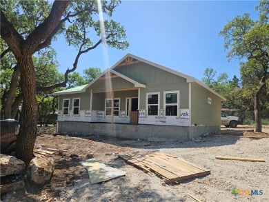 Lake Home For Sale in Canyon Lake, Texas