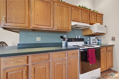 This property offers calm waters, 3 to 4 bedrooms, 3 full baths - photo 22