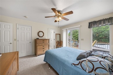 This property offers calm waters, 3 to 4 bedrooms, 3 full baths - photo 30