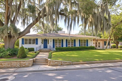 Lake Gem Home For Sale in Maitland Florida