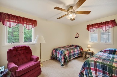 This property offers calm waters, 3 to 4 bedrooms, 3 full baths - photo 35
