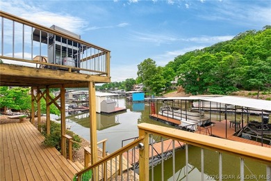 This property offers calm waters, 3 to 4 bedrooms, 3 full baths - photo 46