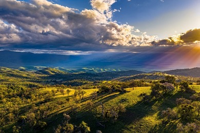 Lake Home For Sale in Tehachapi, California