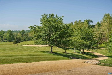 Set amidst 17 beautifully landscaped acres, Monte Ventoso is an - photo 4