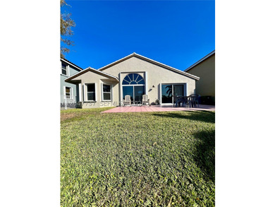 Beautifully maintained 3 bedroom 2 bath single family home in - photo 23