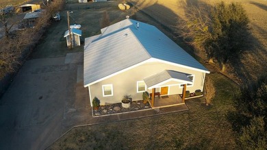 Situated on 2.9 acres, this 2,076-square-foot ranch-style home - photo 31