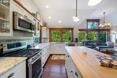 Discover the ULTIMATE BLEND of WATERFRONT LUXURY and EQUESTRIAN - photo 34