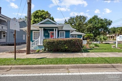 Great opportunity! Fantastic location only 8 blocks North of - photo 3