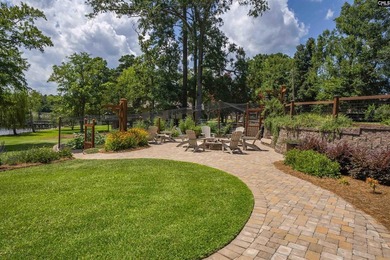 Lake Murray signature property Perfectly positioned, beautifully - photo 23