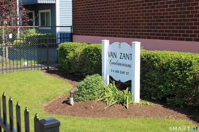Endless possibilities in this 3 room 1 Bed condo located in East - photo 1