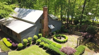 Lake Sinclair Home For Sale in Milledgeville Georgia