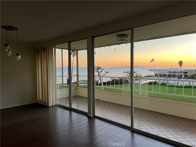 PRICE IMPROVEMENT. An exceptional value, this FULL OCEAN VIEW - photo 8