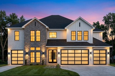Experience extraordinary waterfront living in this stunning new - photo 2