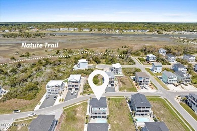 Welcome to **Sun Kissed**, a beautifully furnished 5-bedroom - photo 12