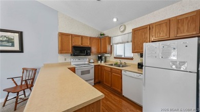 Top floor, vaulted ceiling, panoramic views of Lake of the - photo 15
