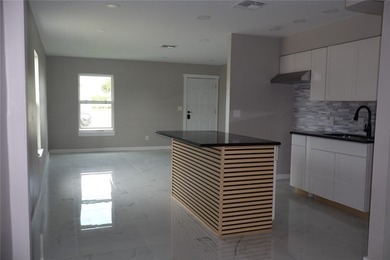 Beautifully fully remodeled home featuring modern updates - photo 7