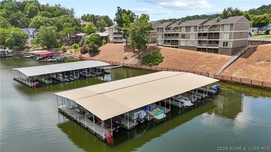 Top floor, vaulted ceiling, panoramic views of Lake of the - photo 32