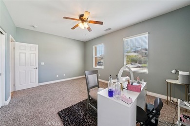 Gorgeous 3,156 Sqft. Single Story Pool & Spa Home with 4 - photo 34